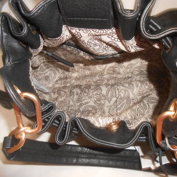 NEW BLK JESSICA SIMPSON HOLLIS HOBO FAUX LEATHER PURSE BAG GOLD BUTTERFLY CHARM - Picture 10 of 15